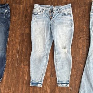 Light Blue Distressed Women Jeans